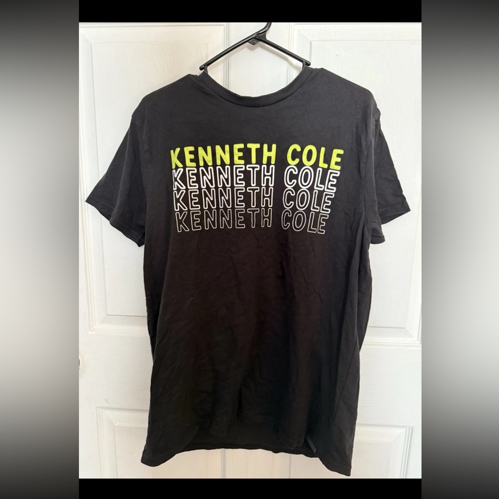 Kenneth Cole Women’s Black/Yellow/Green T Shirt L